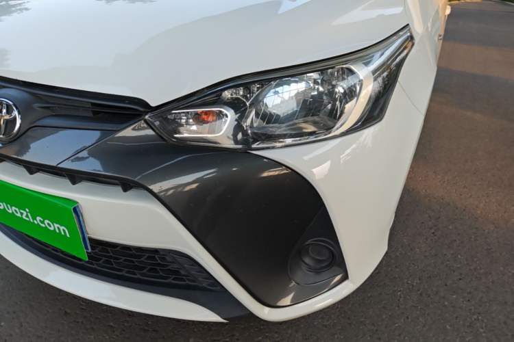 Used Toyota YARiS L Zhi Xuan 2016 Revised 1.3E Manual – Charming Edition Left Front Headlight