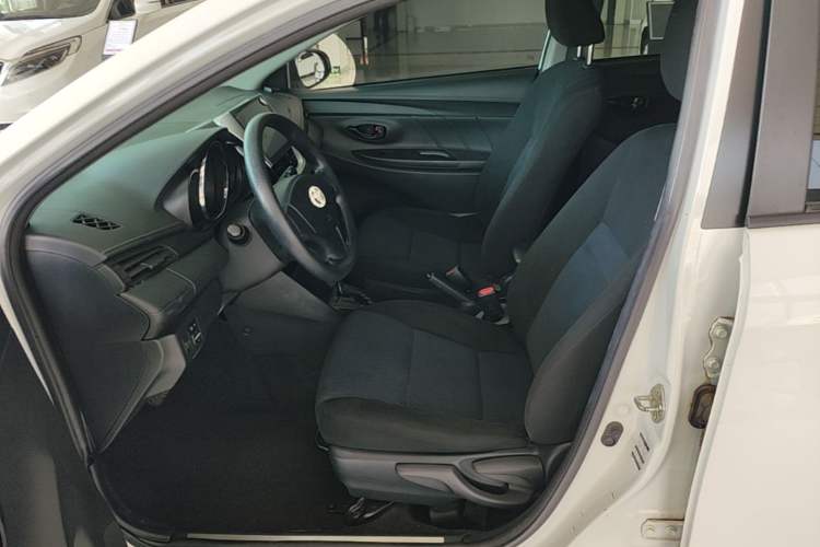 Used Toyota YARiS L Zhi Xuan 2016 Revised 1.5E CVT Charming Edition Left Front Seat