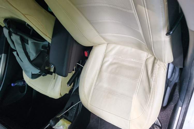 Used Toyota YARiS L Zhi Xuan 2016 1.5E Automatic JingSu Edition Left Front Seat