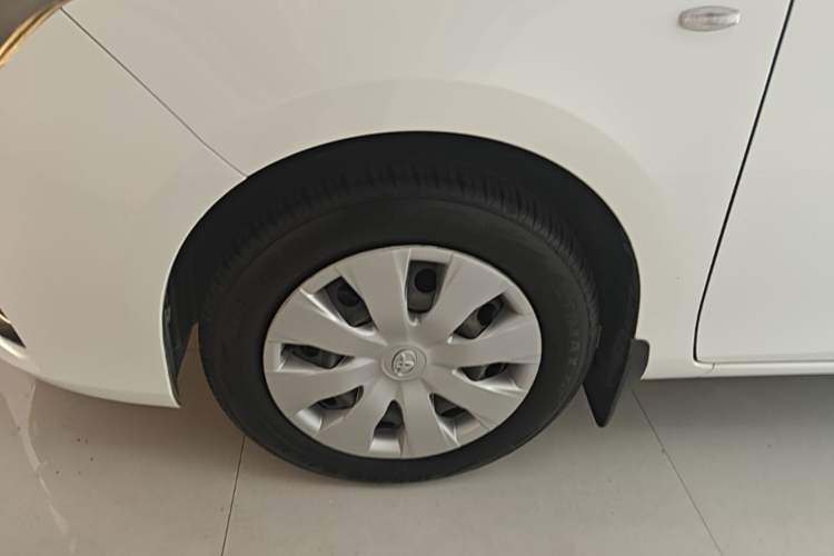 Used Toyota YARiS L Zhi Xuan 2016 Revised 1.5E CVT Charming Edition Left Front Wheel Hub
