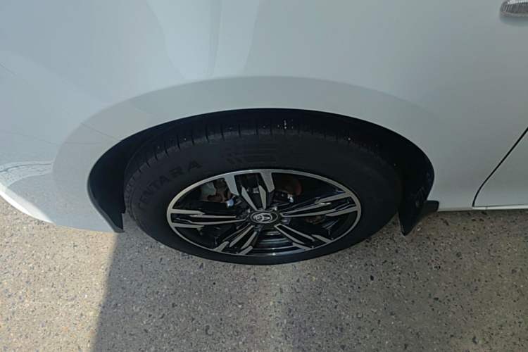 Used Toyota YARiS L Zhi Xuan 2016 Revised 1.5E CVT Charming Edition Left Front Wheel Hub