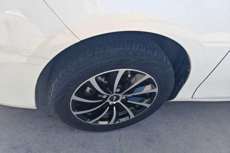 Used Toyota YARiS L Zhi Xuan 2016 Revised 1.5E CVT Charming Edition Left Front Wheel Hub