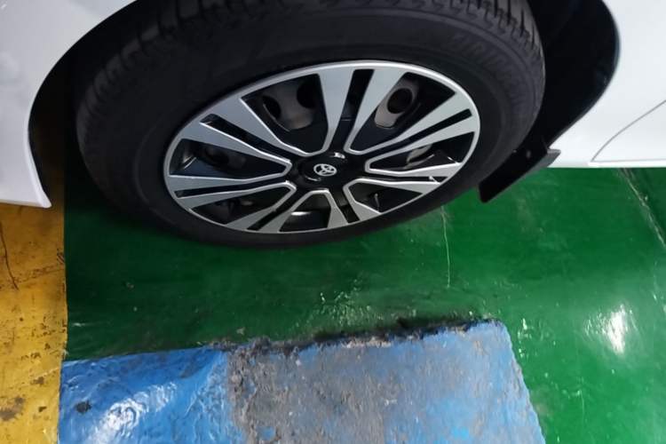 Used Toyota YARiS L Zhi Xuan 2016 Revised 1.5E CVT Charming Edition Left Front Wheel Hub
