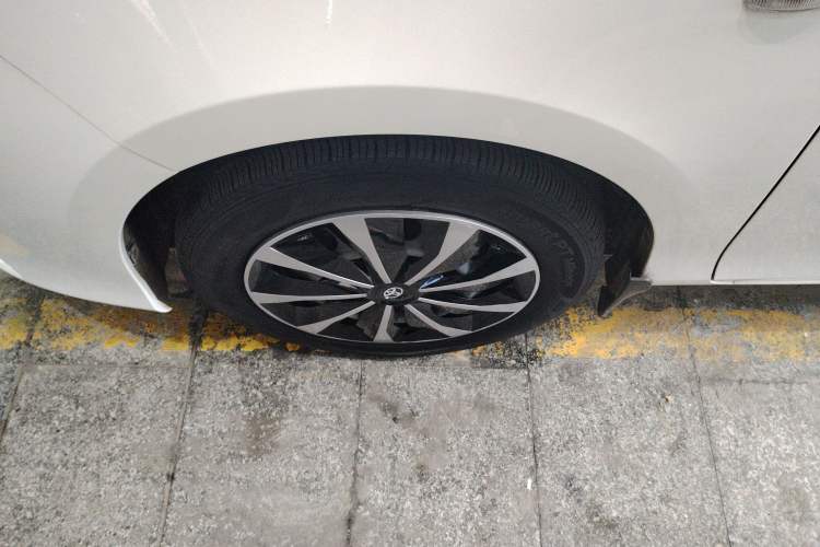 Used Toyota YARiS L Zhi Xuan 2016 Revised 1.5E CVT Charming Edition Left Front Wheel Hub