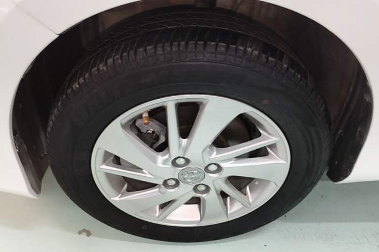 Used Toyota YARiS L Zhi Xuan 2016 Revised 1.5E CVT Charming Edition Left Front Wheel Hub