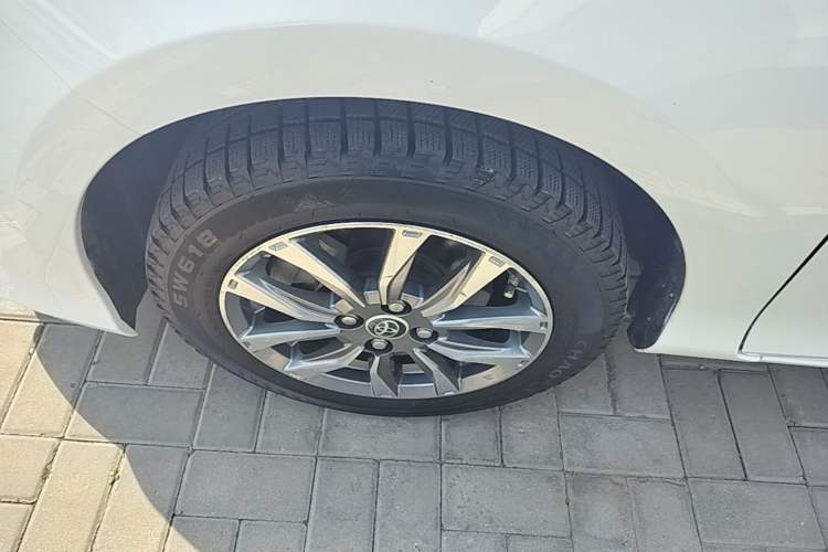Used Toyota YARiS L Zhi Xuan 2016 Revised 1.5E CVT Charming Edition Left Front Wheel Hub