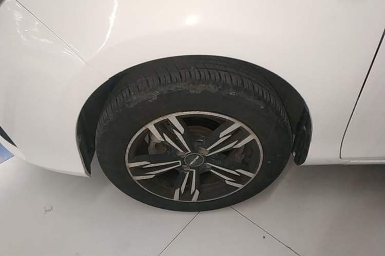 Used Toyota YARiS L Zhi Xuan 2016 Revised 1.5E CVT Charming Edition Left Front Wheel Hub