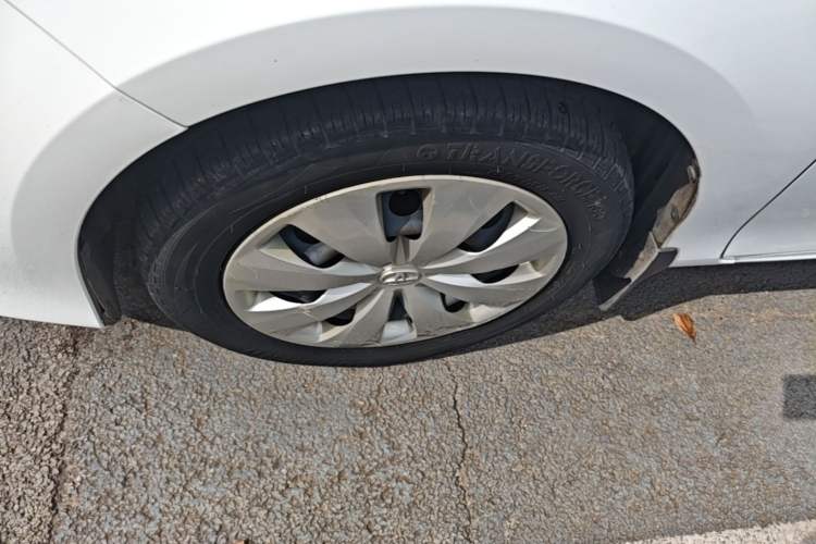 Used Toyota YARiS L Zhi Xuan 2016 Revised 1.5E CVT Charming Edition Left Front Wheel Hub