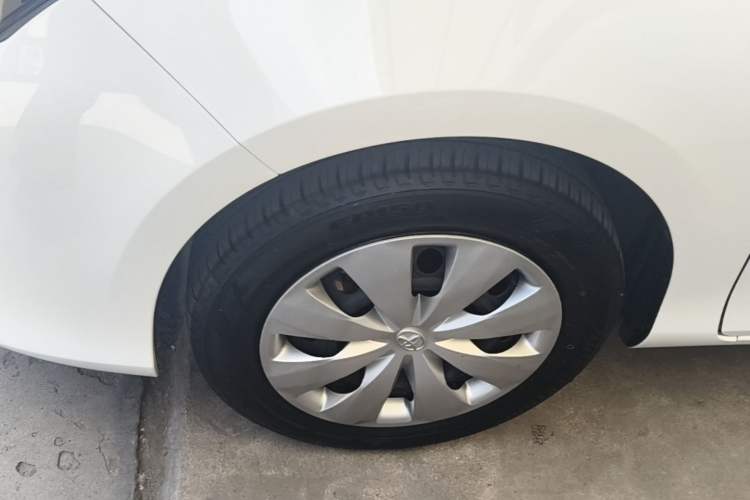 Used Toyota YARiS L Zhi Xuan 2016 Revised 1.5E CVT Charming Edition Left Front Wheel Hub