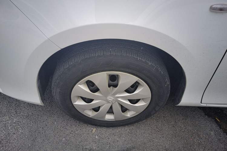 Used Toyota YARiS L Zhi Xuan 2016 Revised 1.3E Manual – Charming Edition Left Front Wheel Hub