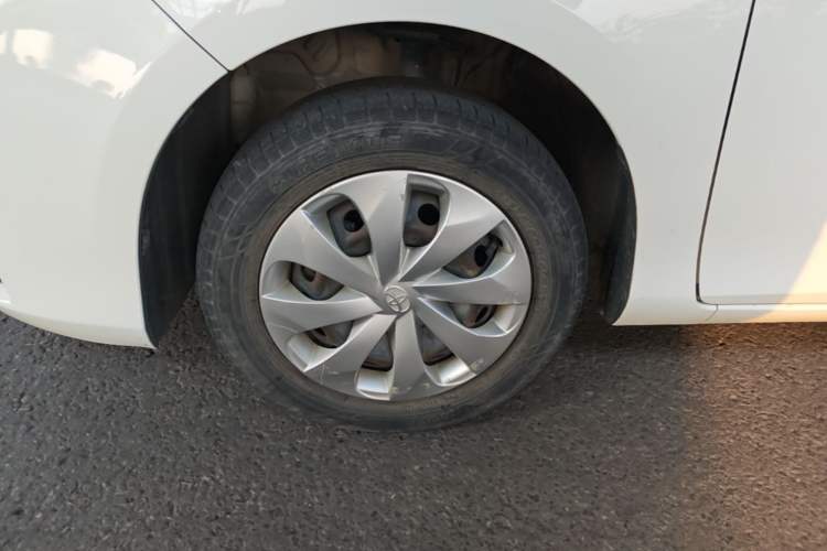 Used Toyota YARiS L Zhi Xuan 2016 Revised 1.3E Manual – Charming Edition Left Front Wheel Hub