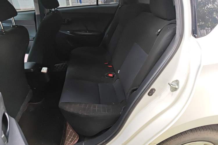 Used Toyota YARiS L Zhi Xuan 2016 Revised 1.5E CVT Charming Edition Left Rear Seat