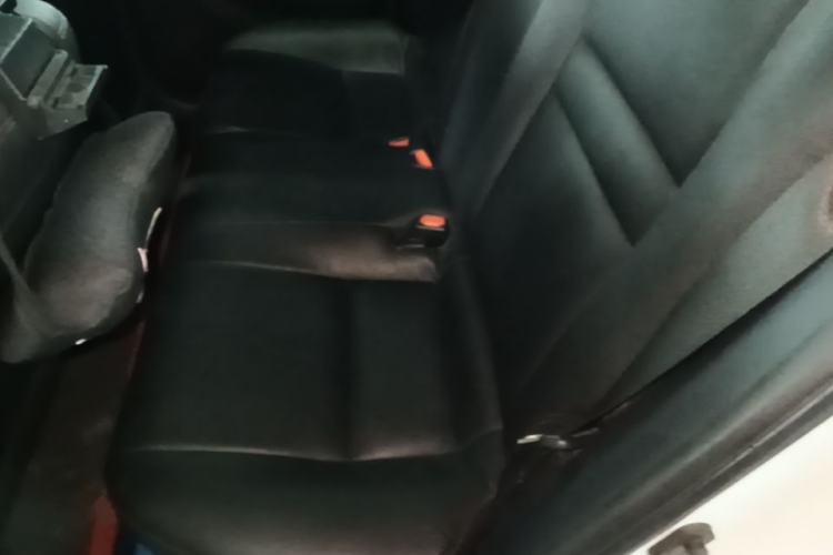 Used Toyota YARiS L Zhi Xuan 2016 Revised 1.5E CVT Charming Edition Left Rear Seat