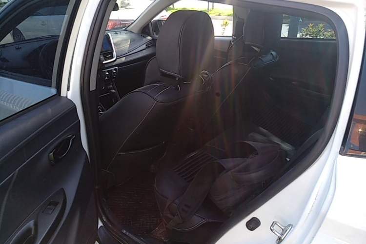 Used Toyota YARiS L Zhi Xuan 2016 Revised 1.5E CVT Charming Edition Left Rear Seat