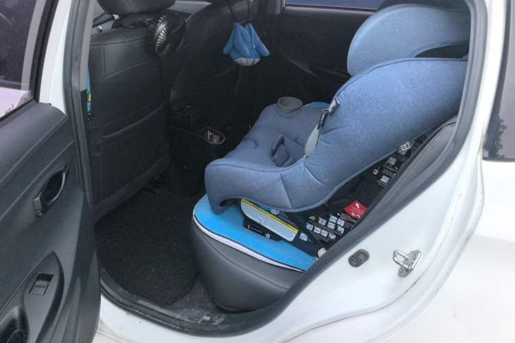 Used Toyota YARiS L Zhi Xuan 2016 Revised 1.5E CVT Charming Edition Left Rear Seat