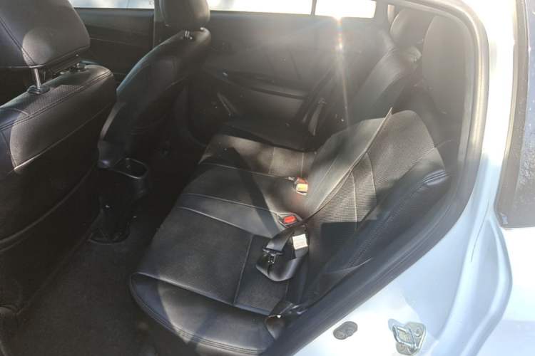Used Toyota YARiS L Zhi Xuan 2016 Revised 1.5E CVT Charming Edition Left Rear Seat