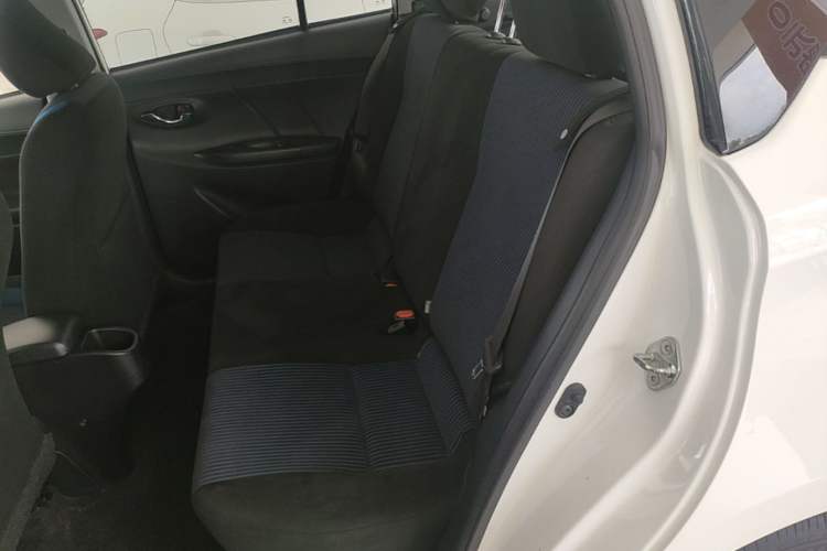 Used Toyota YARiS L Zhi Xuan 2016 Revised Version 1.5G CVT with Dynamic Sunroof Left Rear Seat