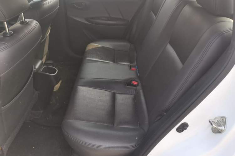 Used Toyota YARiS L Zhi Xuan 2016 Revised 1.5E CVT Charming Edition Left Rear Seat