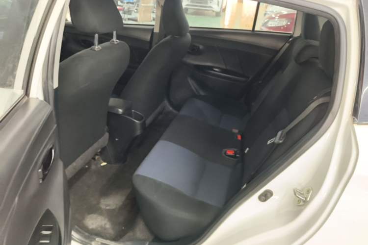 Used Toyota YARiS L Zhi Xuan 2016 Revised 1.5E CVT Charming Edition Left Rear Seat