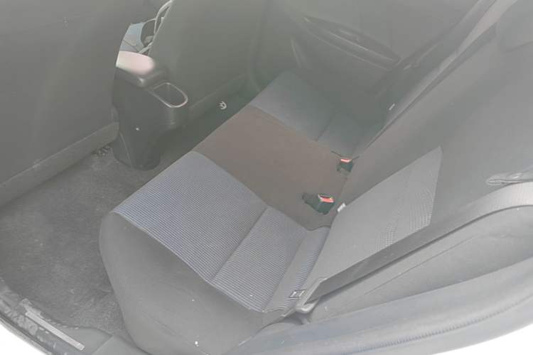 Used Toyota YARiS L Zhi Xuan 2016 Revised 1.5E CVT Charming Edition Left Rear Seat