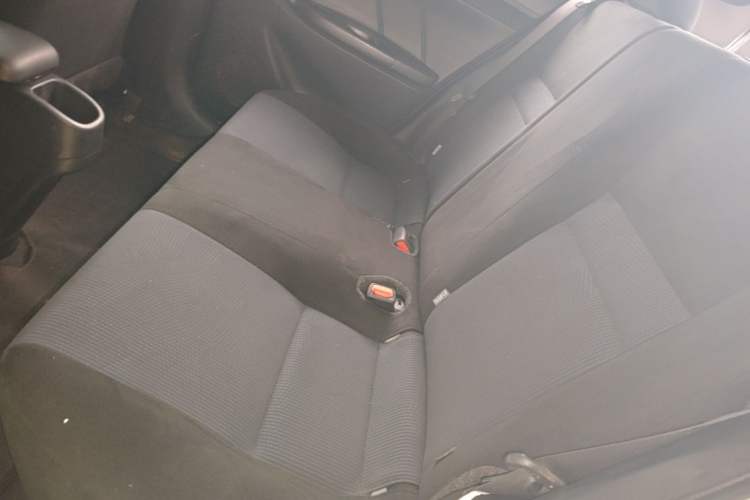 Used Toyota YARiS L Zhi Xuan 2016 Revised 1.5E CVT Charming Edition Left Rear Seat