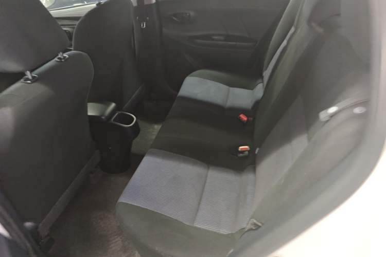Used Toyota YARiS L Zhi Xuan 2016 Revised 1.5E CVT Charming Edition Left Rear Seat