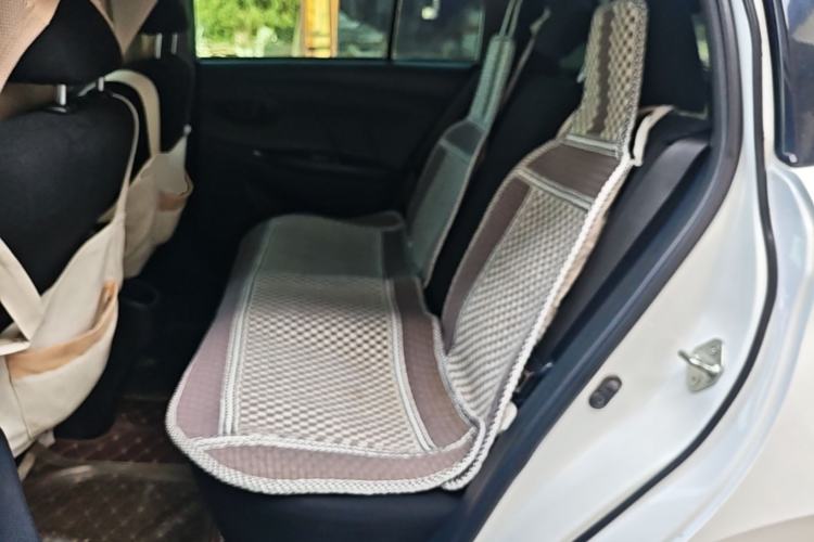 Used Toyota YARiS L Zhi Xuan 2016 Revised 1.5E CVT Charming Edition Left Rear Seat