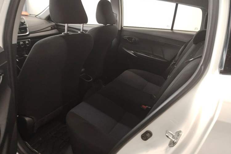 Used Toyota YARiS L Zhi Xuan 2016 Revised 1.5E CVT Charming Edition Left Rear Seat