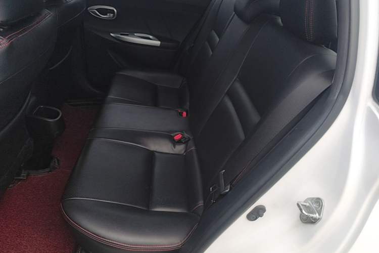 Used Toyota YARiS L Zhi Xuan 2016 Revised 1.5E CVT Charming Edition Left Rear Seat