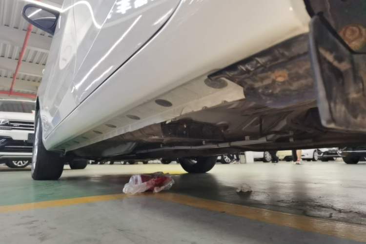 Used Toyota YARiS L Zhi Xuan 2016 Revised 1.5E CVT Charming Edition Left Side Sill