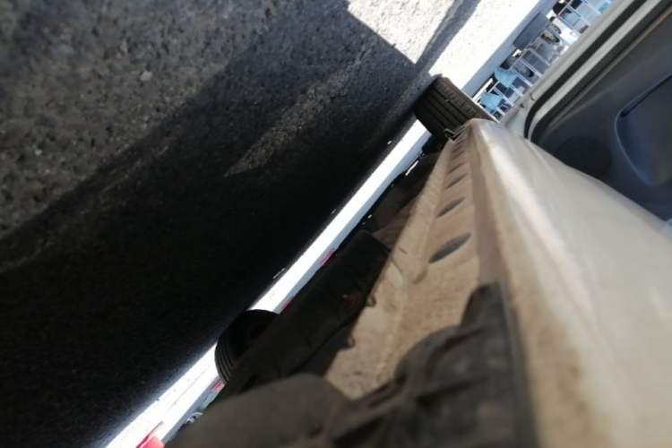 Used Toyota YARiS L Zhi Xuan 2016 Revised 1.5E CVT Charming Edition Left Side Sill