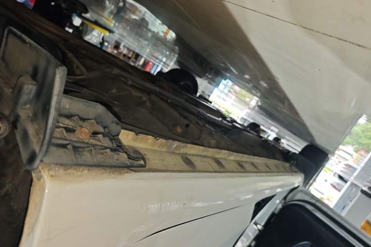 Used Toyota YARiS L Zhi Xuan 2016 Revised 1.5E CVT Charming Edition Left Side Sill