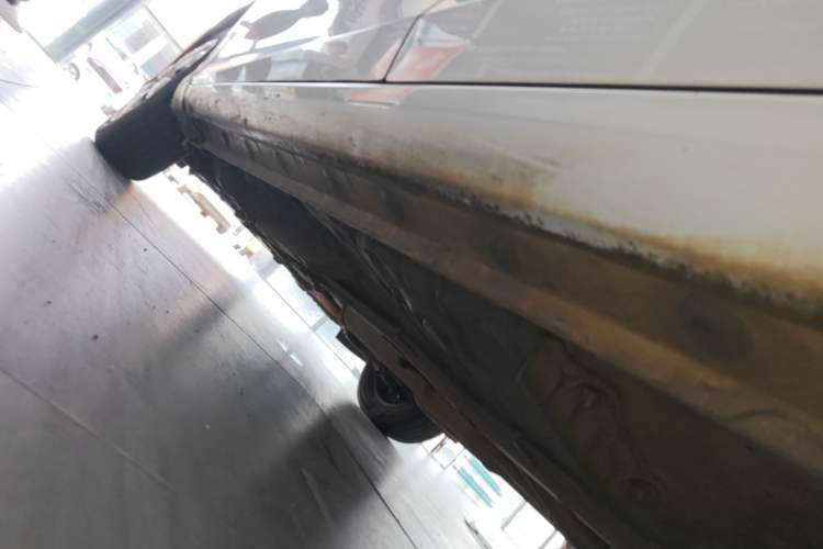Used Toyota YARiS L Zhi Xuan 2016 Revised 1.5E CVT Charming Edition Left Side Sill