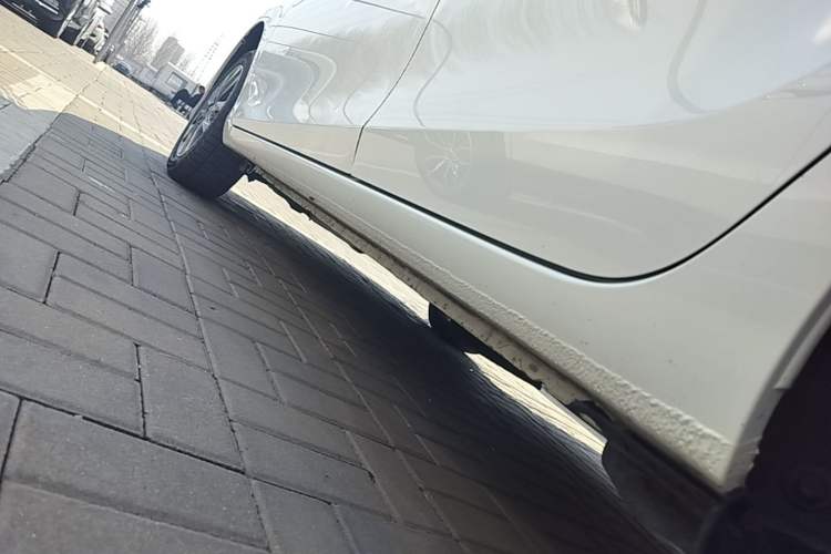 Used Toyota YARiS L Zhi Xuan 2016 Revised 1.5E CVT Charming Edition Left Side Sill
