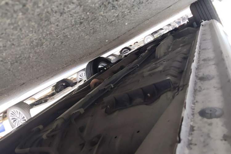 Used Toyota YARiS L Zhi Xuan 2016 Revised 1.5E CVT Charming Edition Left Side Sill