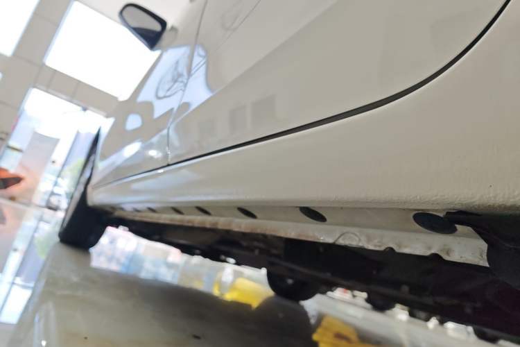 Used Toyota YARiS L Zhi Xuan 2016 Revised 1.5E CVT Charming Edition Left Side Sill