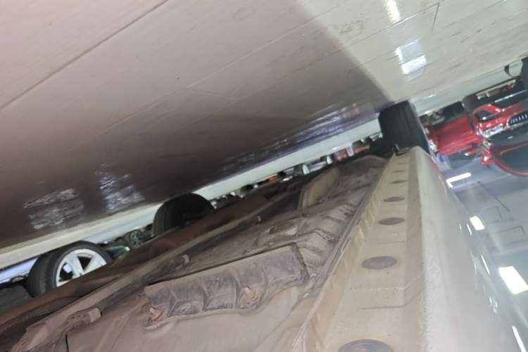 Used Toyota YARiS L Zhi Xuan 2016 Revised 1.5E CVT Charming Edition Left Side Sill