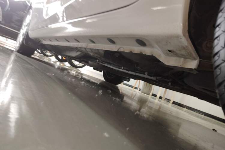 Used Toyota YARiS L Zhi Xuan 2016 Revised 1.5E CVT Charming Edition Left Side Sill