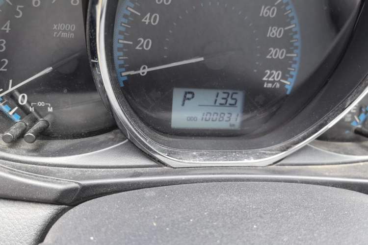Used Toyota YARiS L Zhi Xuan 2016 Revised 1.5E CVT Charming Edition Odometer Close Up
