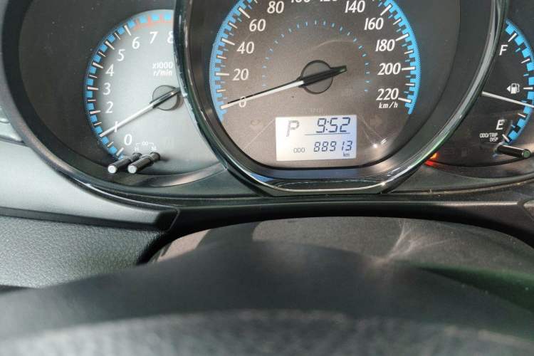 Used Toyota YARiS L Zhi Xuan 2016 Revised 1.5E CVT Charming Edition Odometer Close Up