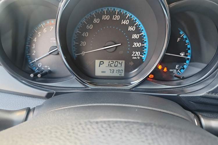 Used Toyota YARiS L Zhi Xuan 2016 Revised 1.5E CVT Charming Edition Odometer Close Up