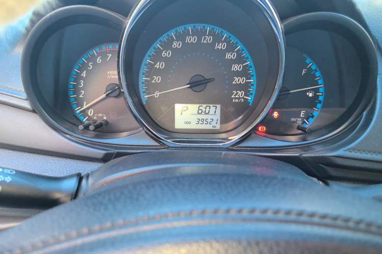 Used Toyota YARiS L Zhi Xuan 2016 Revised 1.5E CVT Charming Edition Odometer Close Up