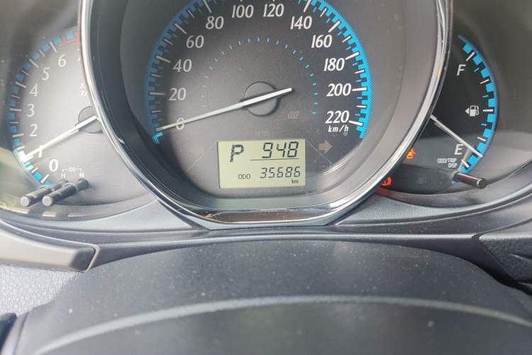 Used Toyota YARiS L Zhi Xuan 2016 Revised 1.5E CVT Charming Edition Odometer Close Up