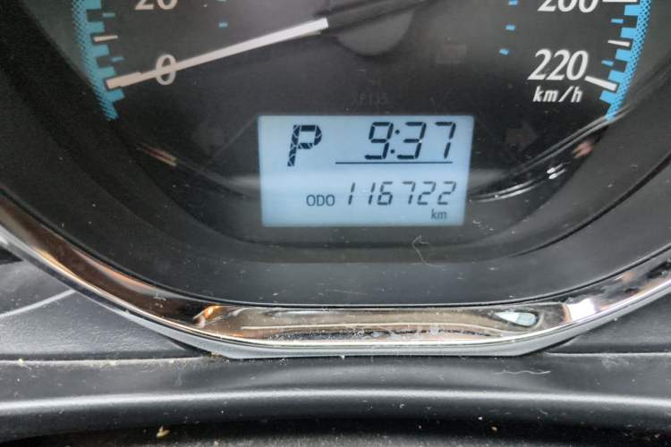 Used Toyota YARiS L Zhi Xuan 2016 Revised 1.5E CVT Charming Edition Odometer Close Up