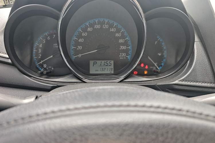 Used Toyota YARiS L Zhi Xuan 2016 Revised 1.5E CVT Charming Edition Odometer Close Up