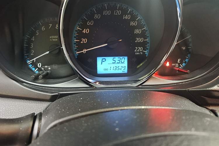 Used Toyota YARiS L Zhi Xuan 2016 Revised 1.5E CVT Charming Edition Odometer Close Up