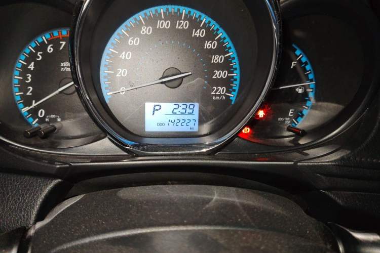 Used Toyota YARiS L Zhi Xuan 2016 Revised 1.5E CVT Charming Edition Odometer Close Up