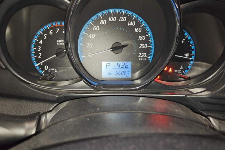 Used Toyota YARiS L Zhi Xuan 2016 Revised 1.5E CVT Charming Edition Odometer Close Up