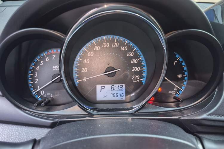 Used Toyota YARiS L Zhi Xuan 2016 Revised 1.5E CVT Charming Edition Odometer Close Up