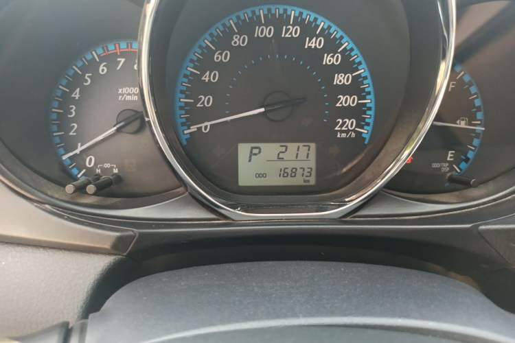 Used Toyota YARiS L Zhi Xuan 2016 Revised 1.5E CVT Charming Edition Odometer Close Up